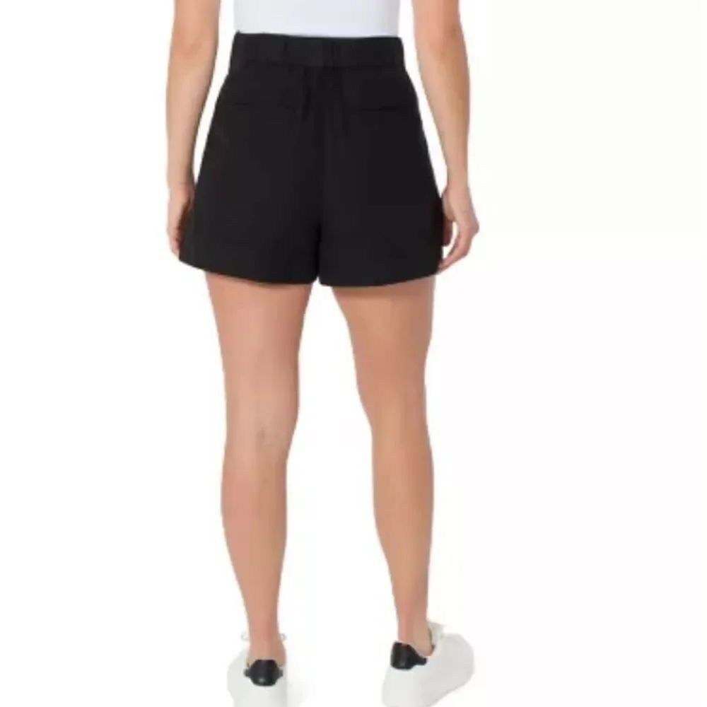 Joie Women's Pleated linen Short NWT
Black color size Large - Picture 3 of 14
